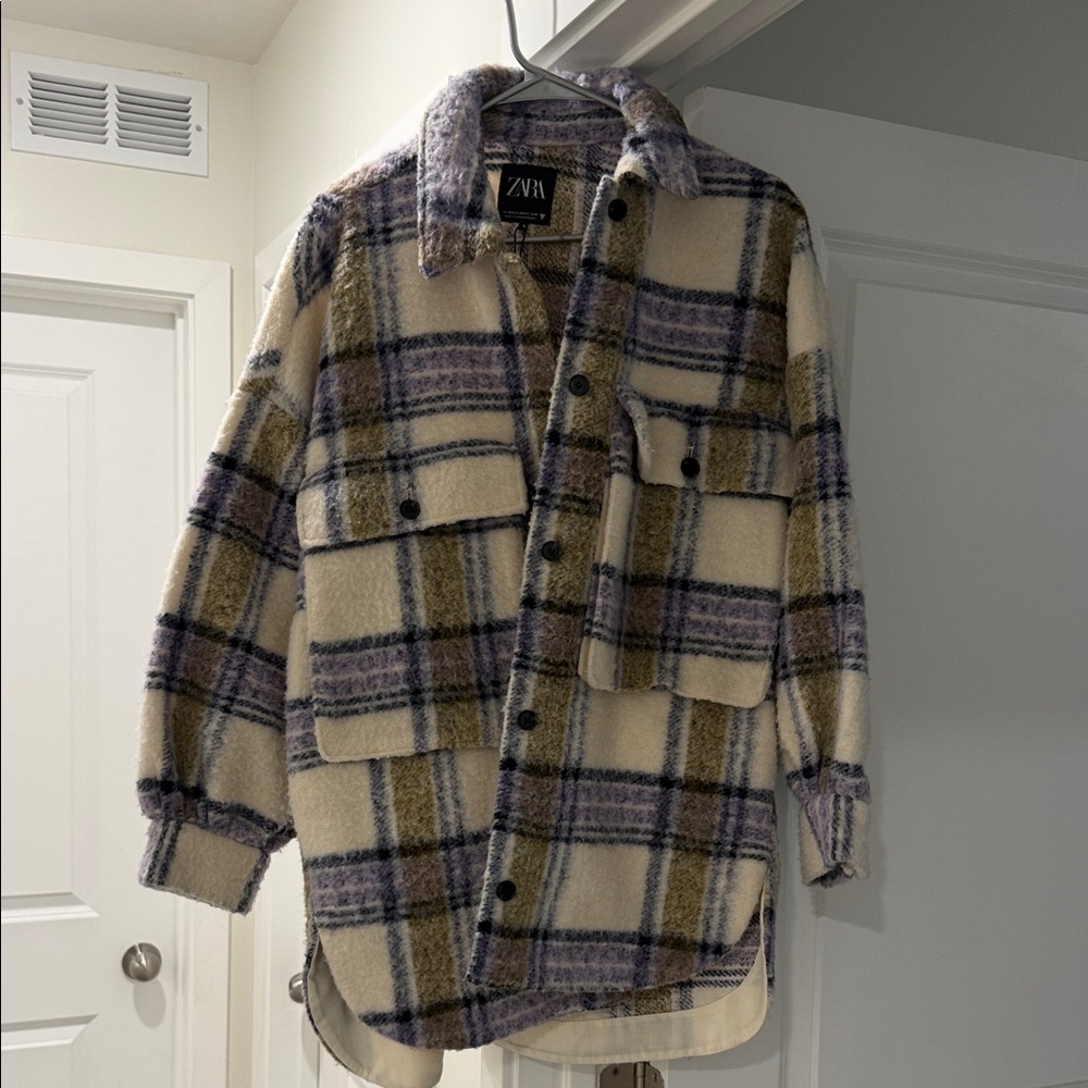 Zara Men's Checkered Shirt Jacket - Cream and Purple